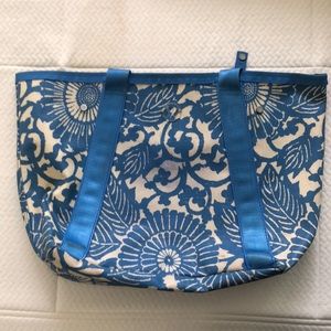 Lululemon hand bag